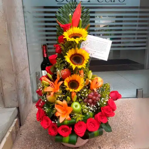 Arreglo Floral con Frutas Especial