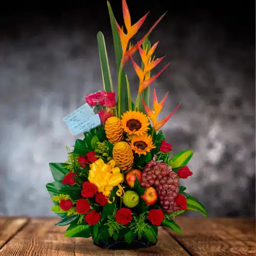 Arreglo Floral con Frutas Durio